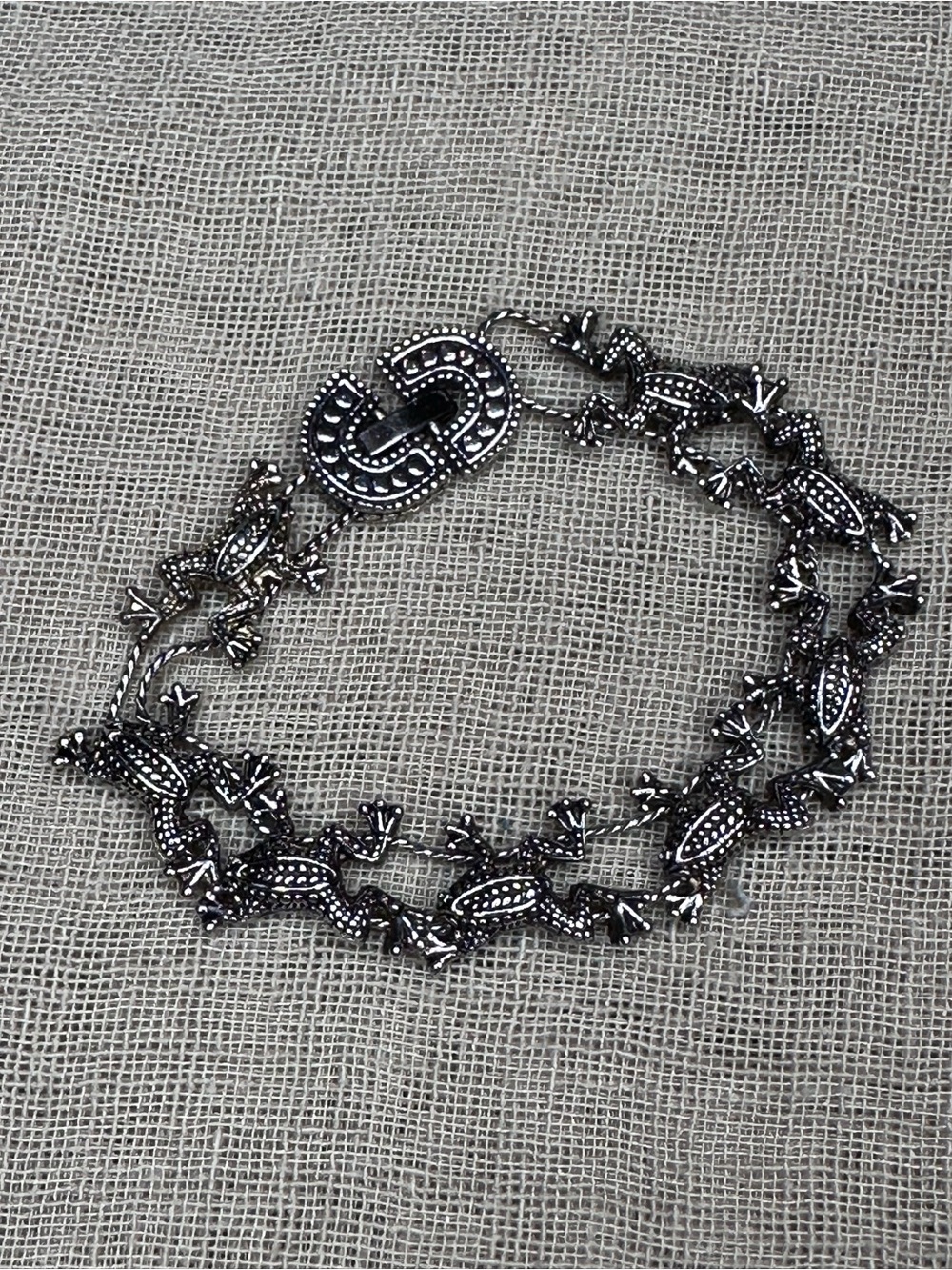 Vintage Brass Tone Frog Link Slider Bracelet Continuous Toad Chain Whimsical